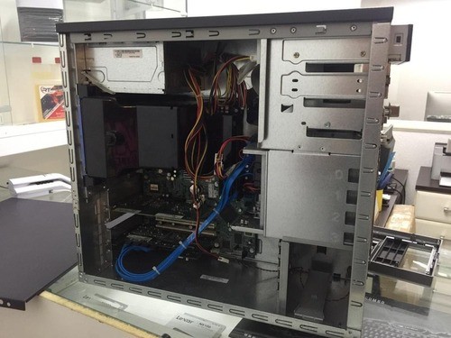 Servidor Dell Poweredge (830) 4gb Ram 2hd 250gb  - Foto 2