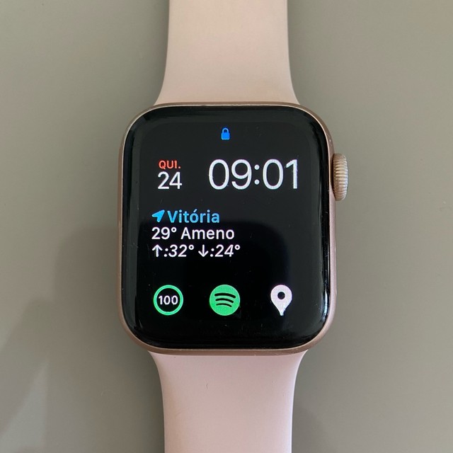 apple watch 4 40mm gold