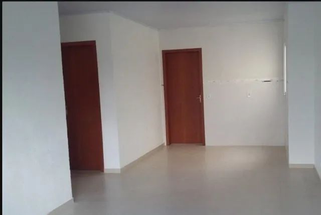  Vendo Apartamento 2 Quartos + Box escriturado em Gravatai na rua Bom Sucesso 110.
