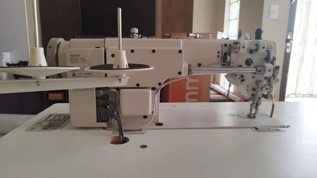 Máquina de costura reta Industrial de transporte duplo - Foto 2