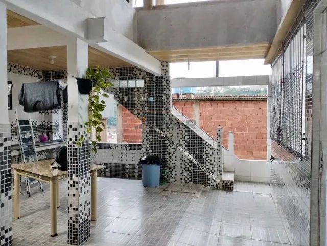 Casa com Terraço no Bairro Vila Amélia 