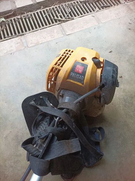 Roçadeira Palisad Usada 52cc