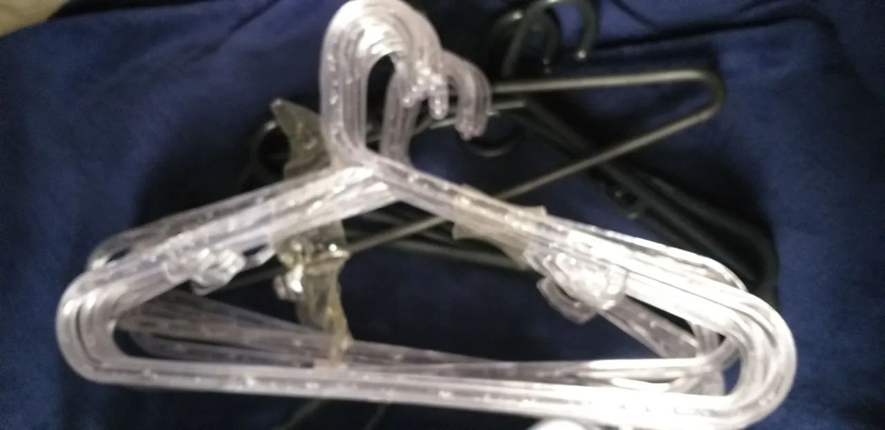 Cabides 2 reais CADA  - Foto 2