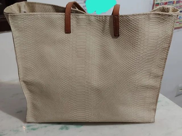 Maxi bolsa em couro off-white - muito nova - Foto 4