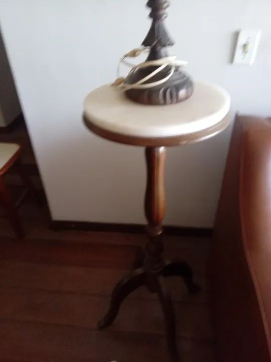 Mesa de Canto - Móveis antigos