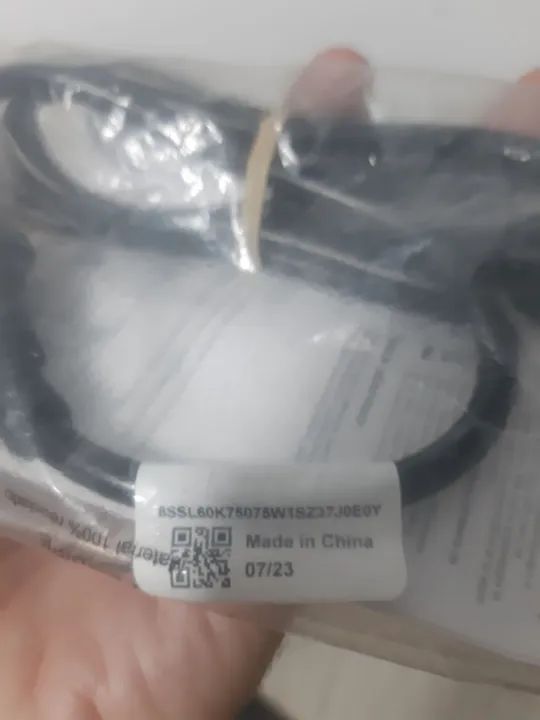 Cabo de alimentação e carregador original notebook Lenovo - Foto 3
