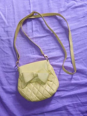 Bolsa tiracolo amarela de couro