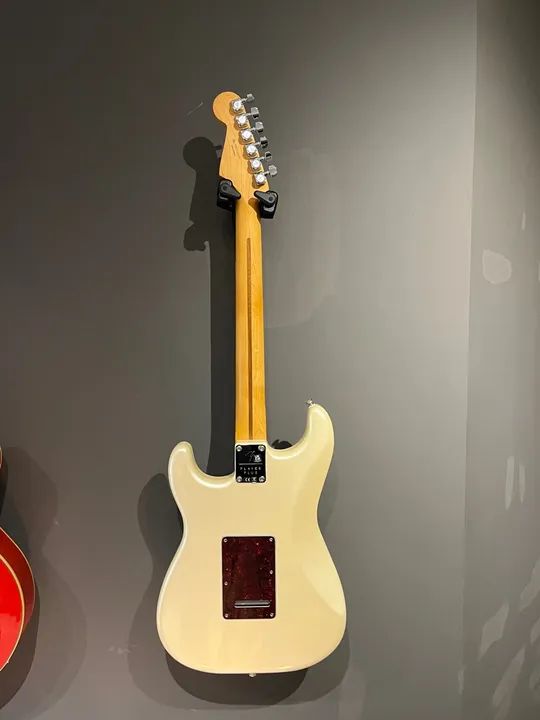 Fender Stratocaster Player Plus - Foto 2