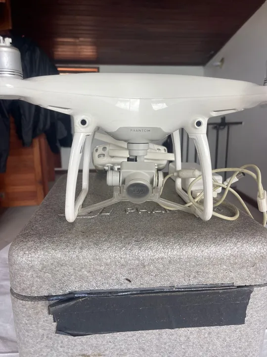 Drone DJI Phantom 4