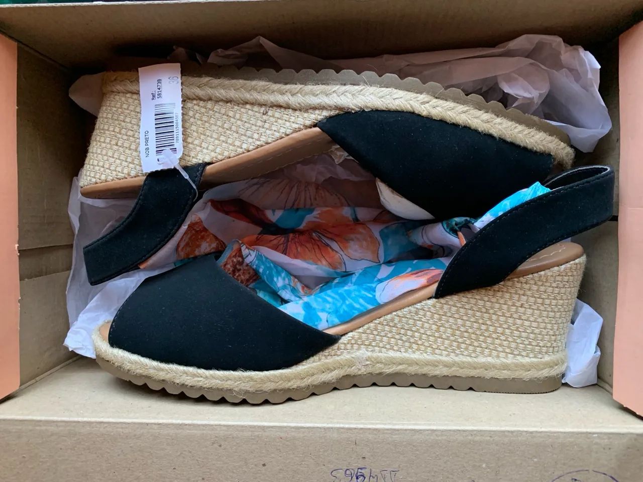 Sandália Anabela NUNCA USADA  - Foto 5