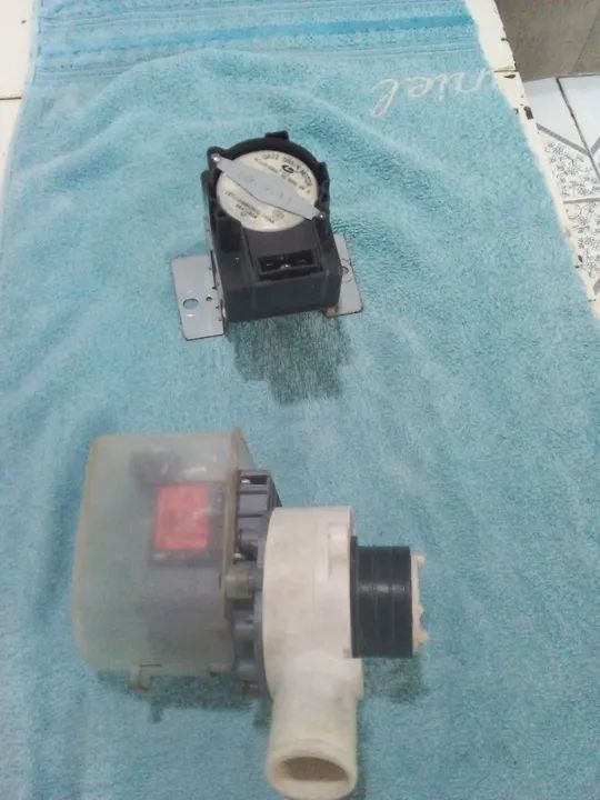 Peças para máquina de lavar - Bomba de água e Timer