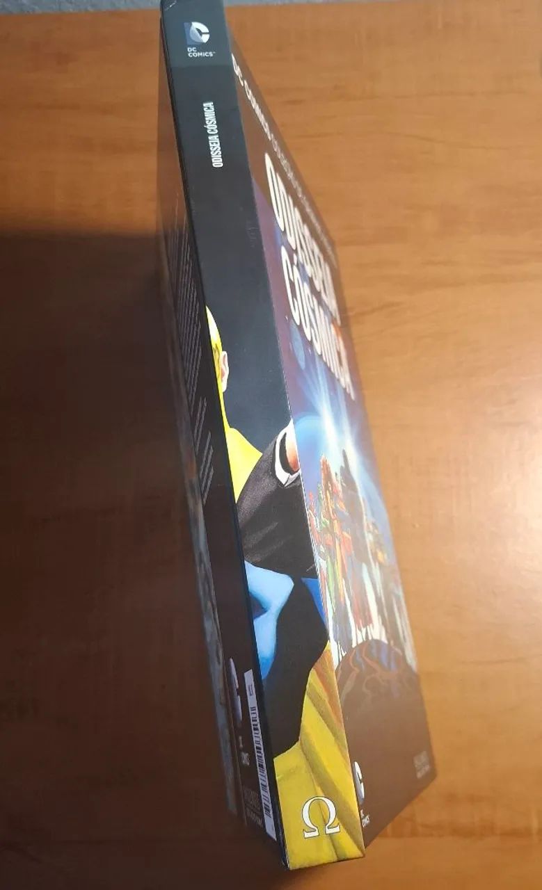 Dc Graphic Novels Ed. 147 - Odisseia Cósmica - Foto 2