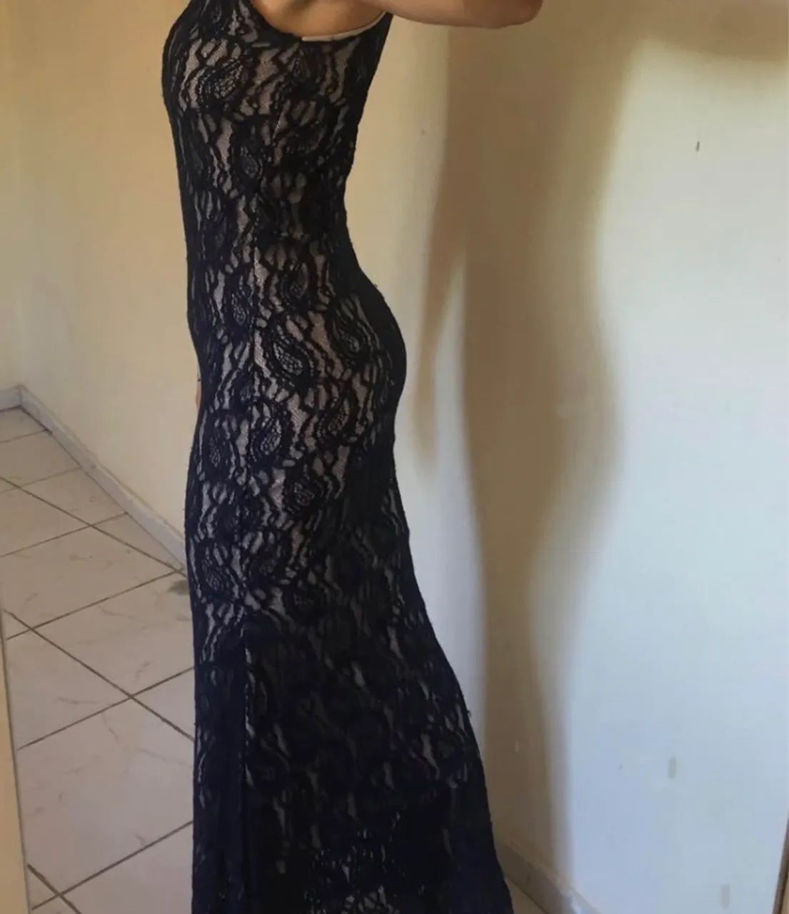 Vestido de Renda Azul Elegante - Foto 3