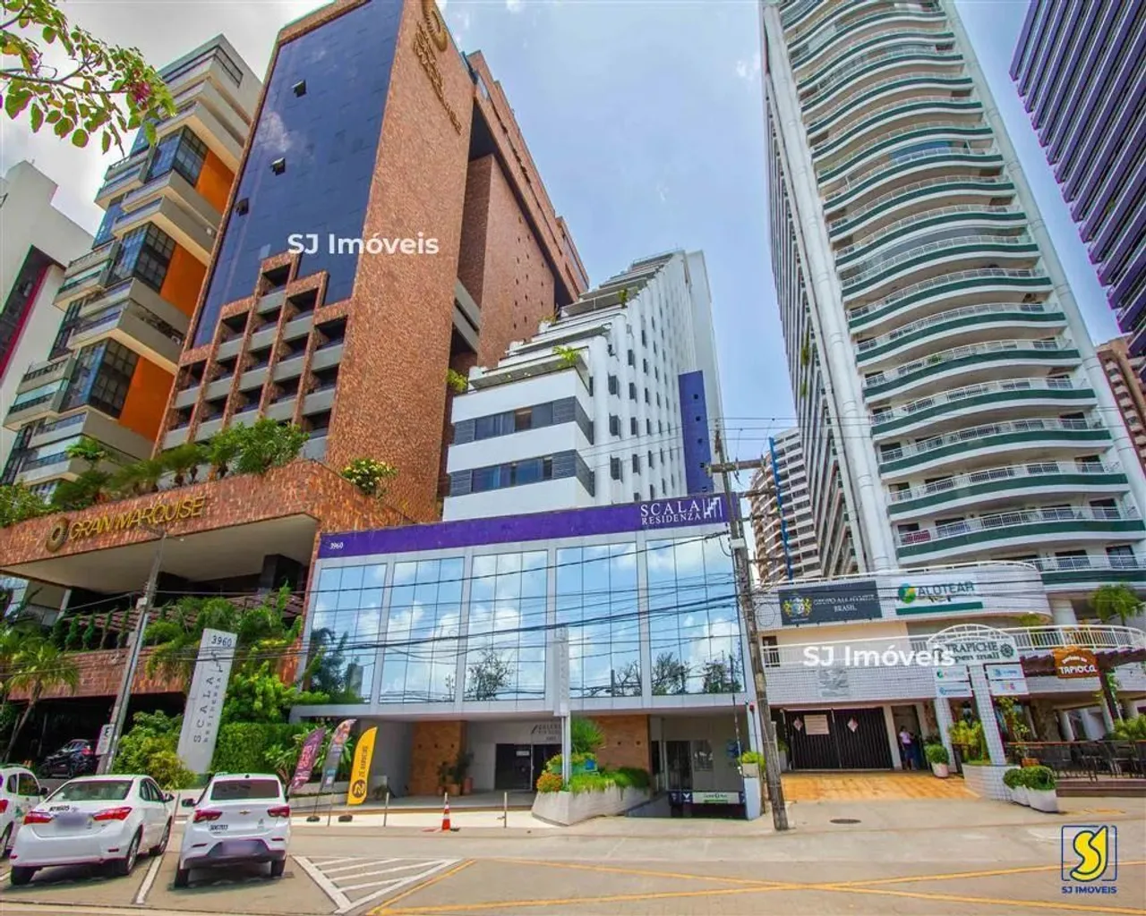 Apartamento mobiliado na Av. Beira Mar