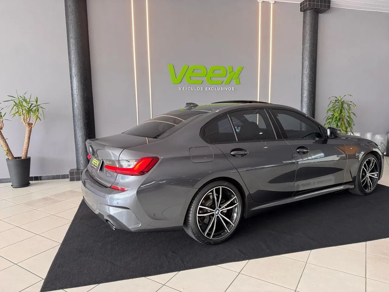 320I 2.0 TB M SPORT A.FLEX/M.SPORT 4P  CINZA 2022/2022 - Foto 3