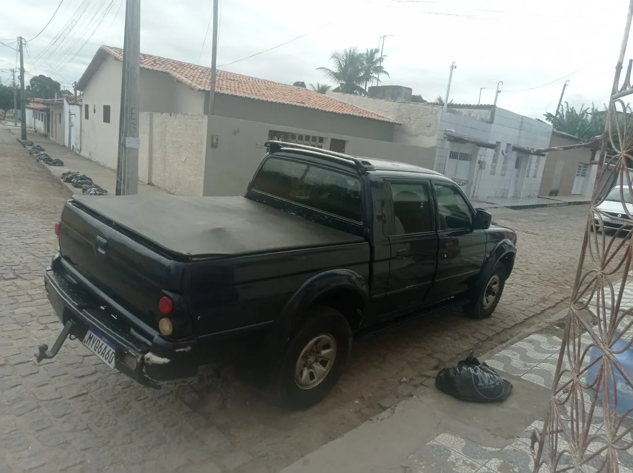 Carro em ótimo estado emplacada tudo certo