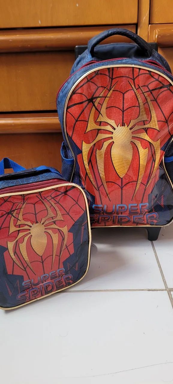 Mochila, lancheira e estojo  do Homem Aranha