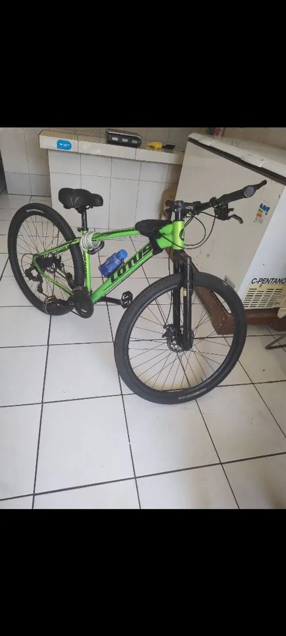 Bicicleta lótus aro 29 Verde - com acessórios - Foto 2