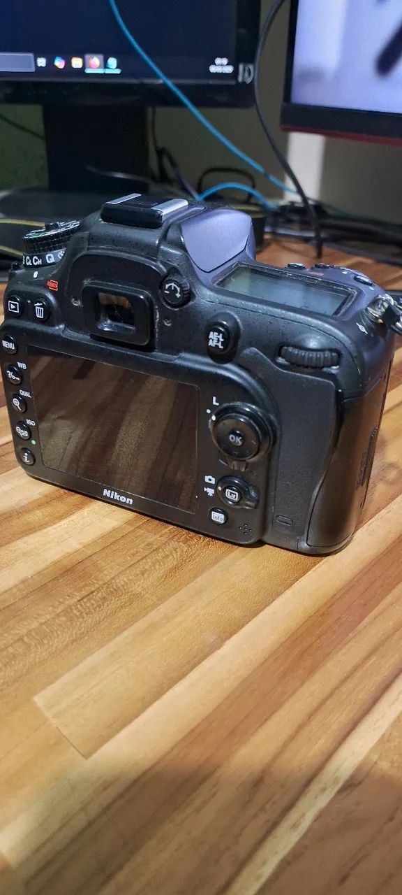 Camera Nikon D7200 com lente do Kit 18-140 mm - Foto 2