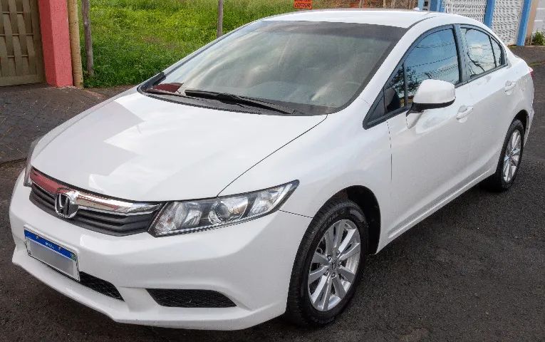 Honda Civic 2014/2015 Excelente Estado - Foto 3