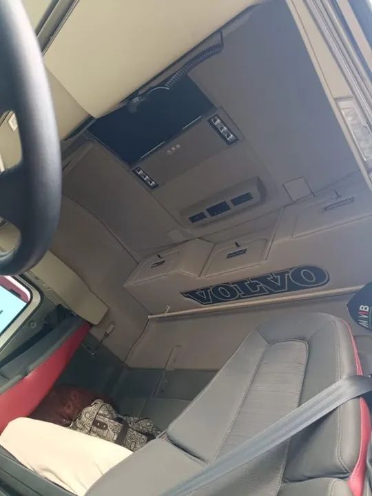 Volvo FH 540 6X4 + Rodocaçamba Randon 2020 Engatada. - Foto 7