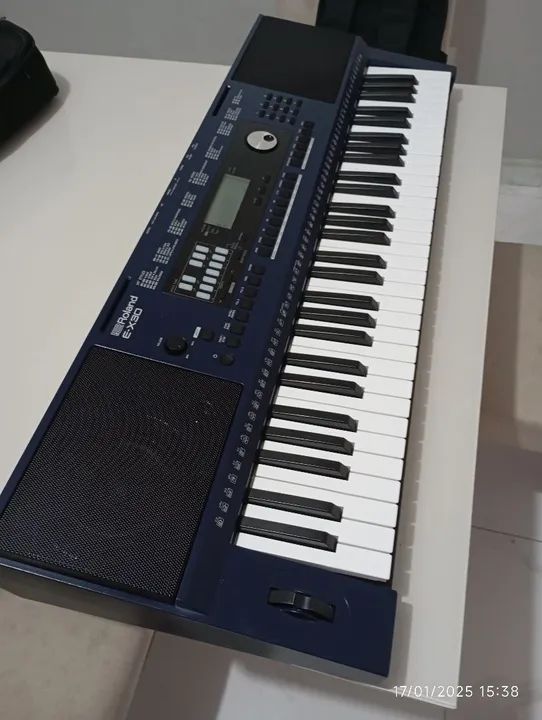 Teclado Roland EX30