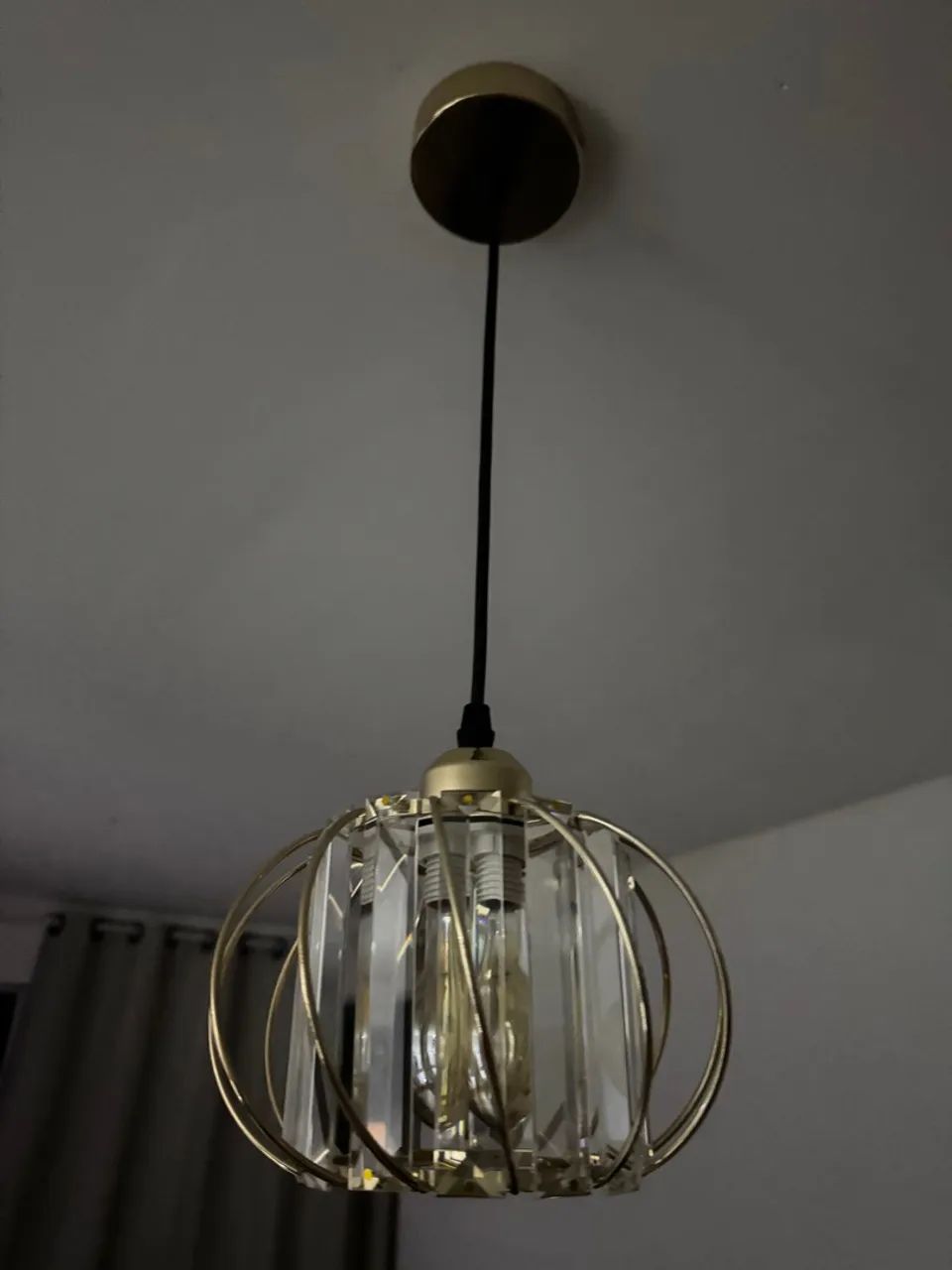 Lustre lindo e delicado 