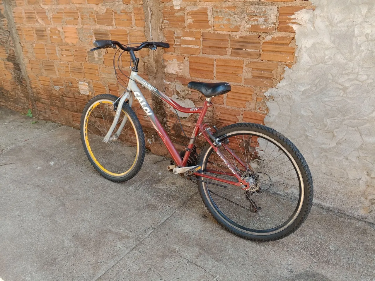 Bicicleta Caloi Mountain Bike