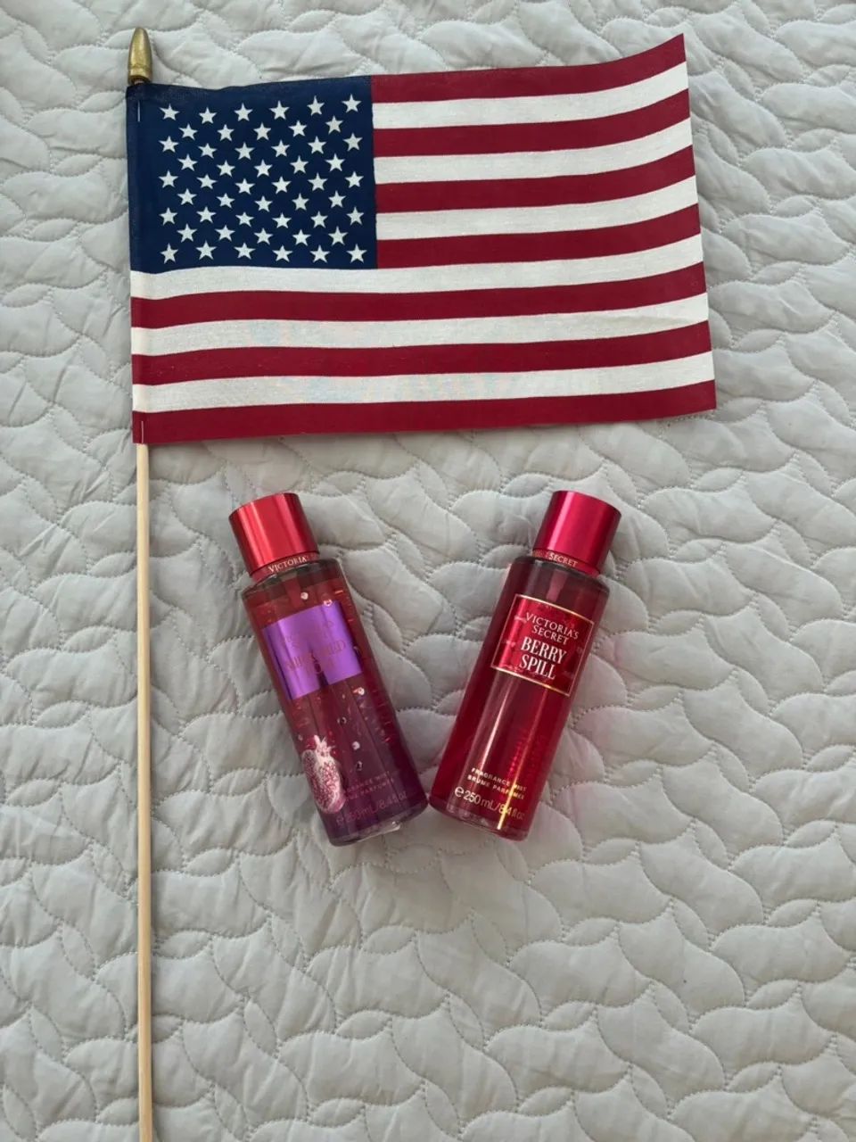 Loção hidratante  e body splash Victoria Secrets - Foto 3