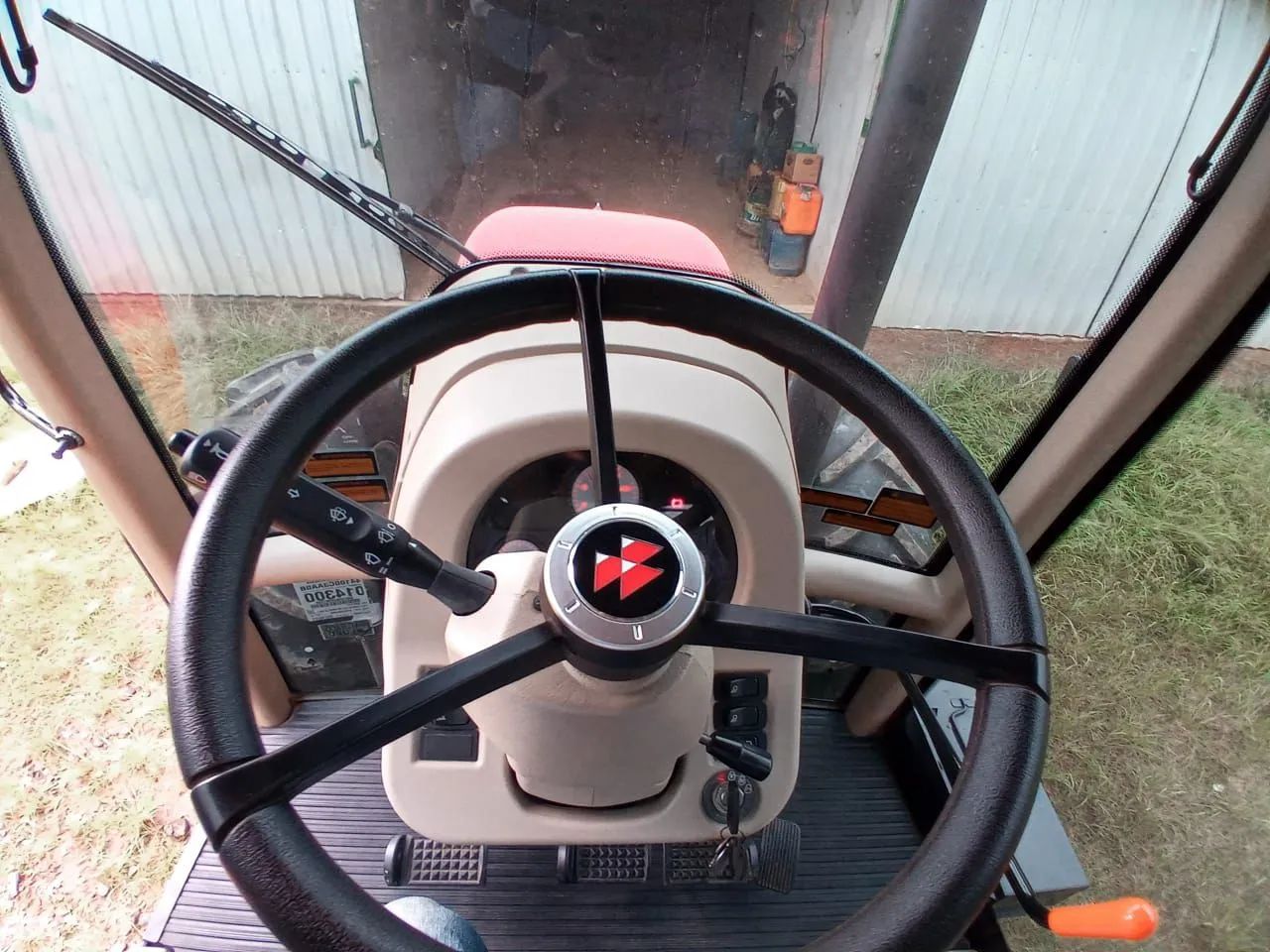 Trator MF 4420 - Foto 3