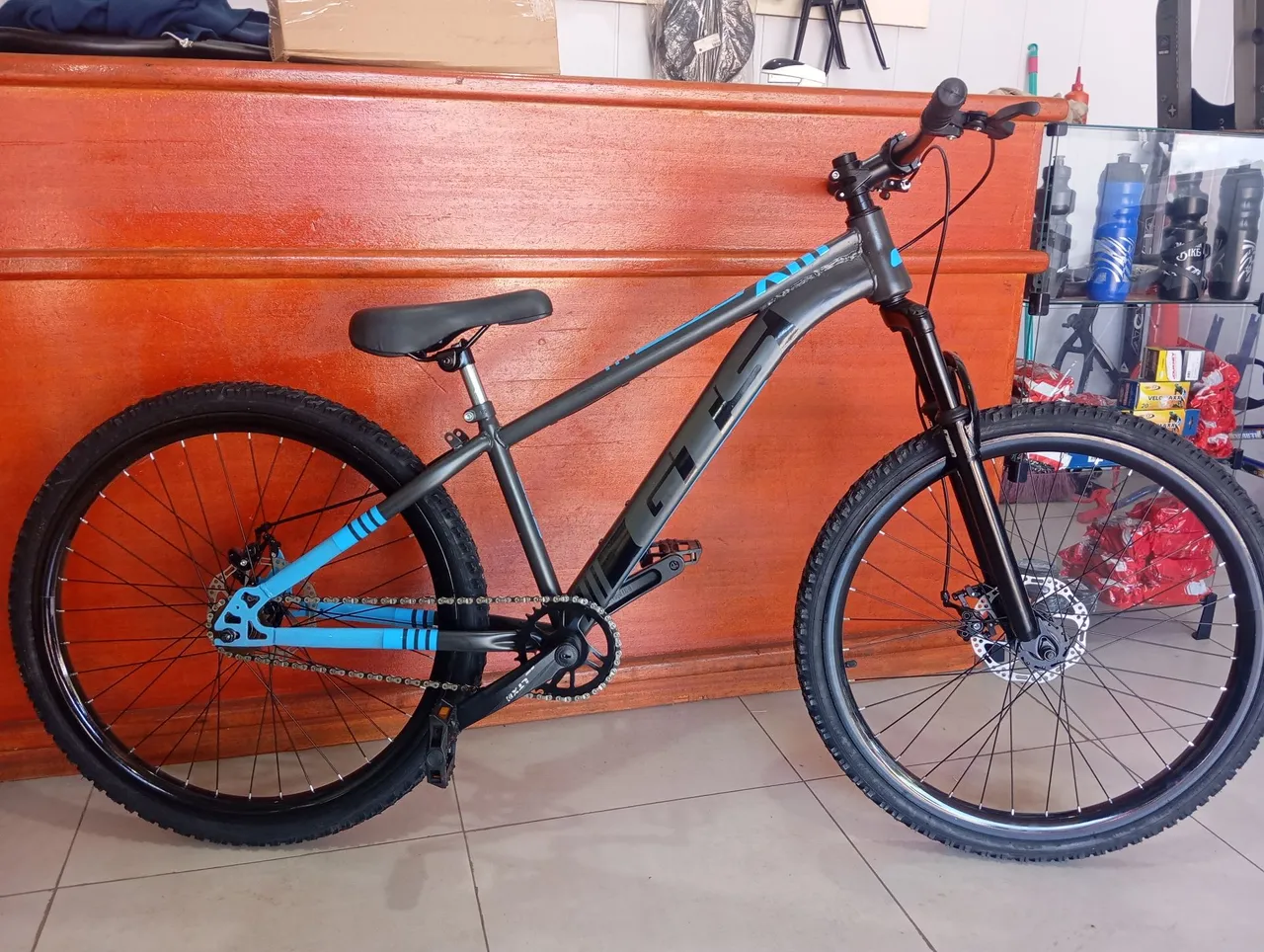 Bicicleta Aro 26 GT Mountain Bike
