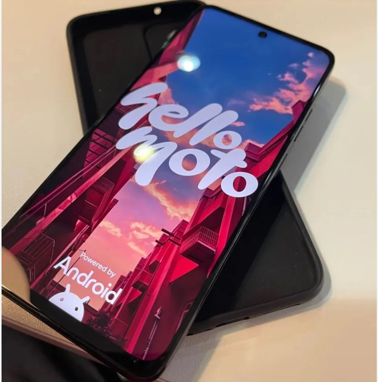 Moto g35 novo!! 256gb. 600$ pra sair hoje