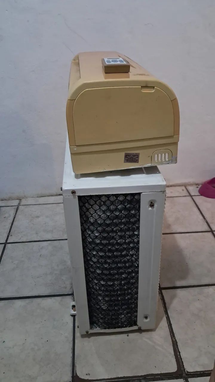 Ar Condicionado Electrolux com Defeito - 7.000 BTUs - Foto 4