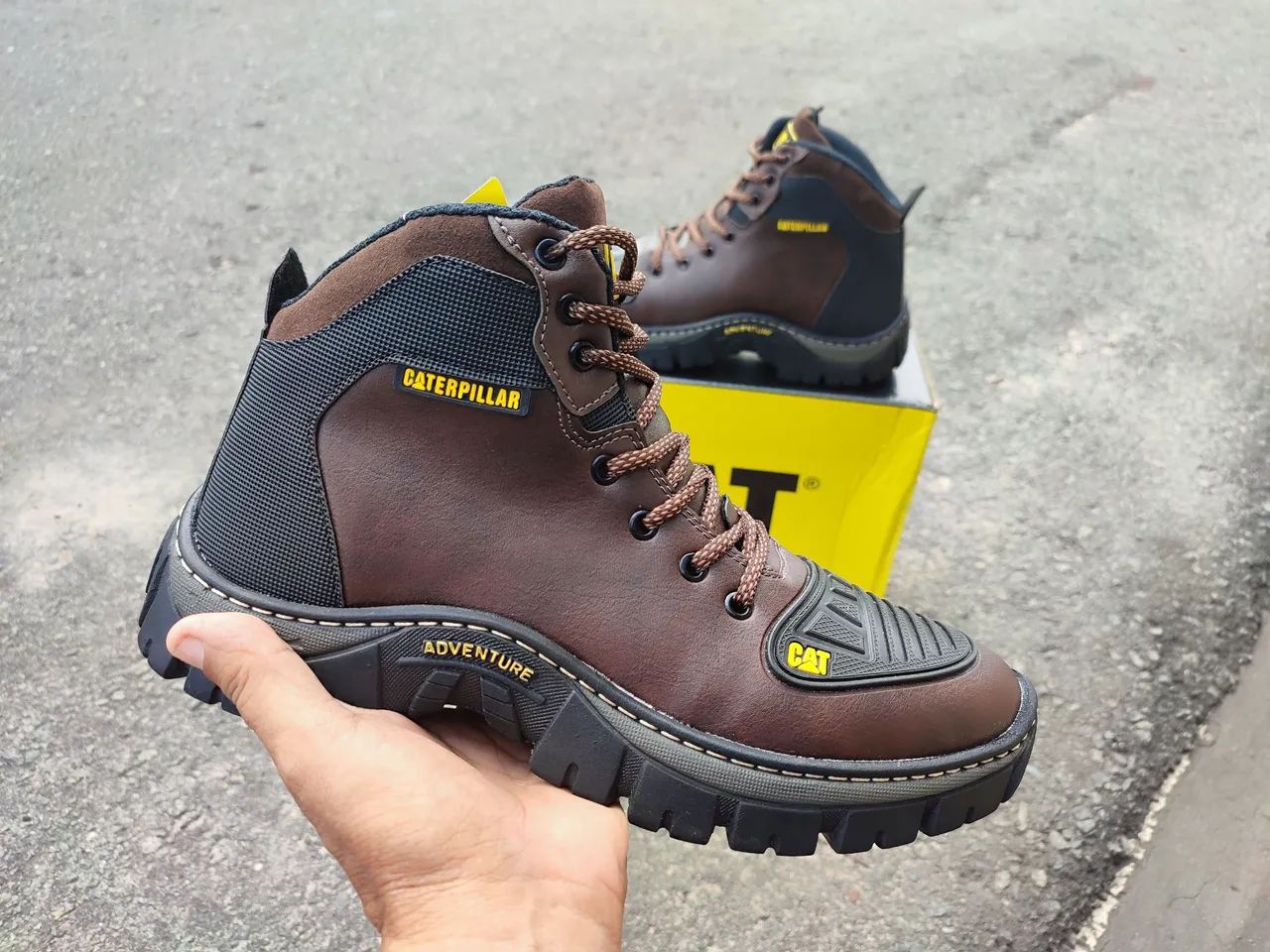 Bota Caterpillar Adventure l Marrom