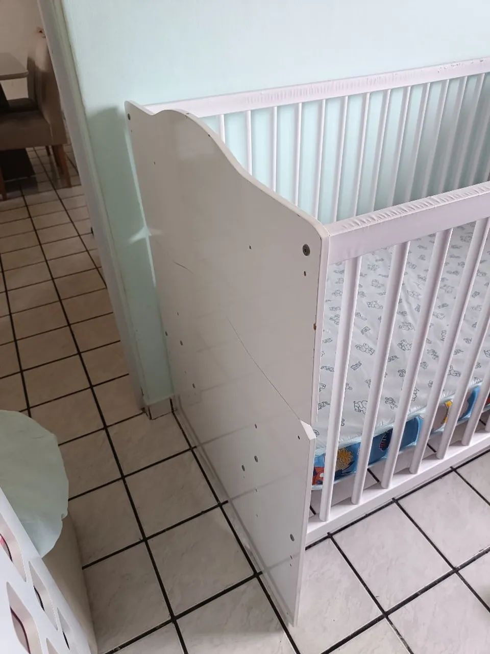 Vendo berço americano com colchão  - Foto 2