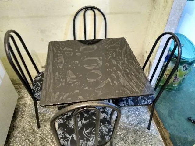 Mesa tubular de 4 cadeiras  - Foto 4