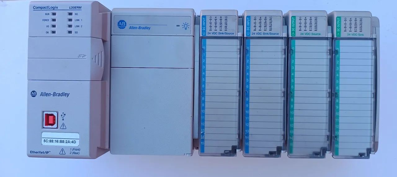 CLP Rockwell Controlador Compacto Logix L30ERM Allen-Bradley