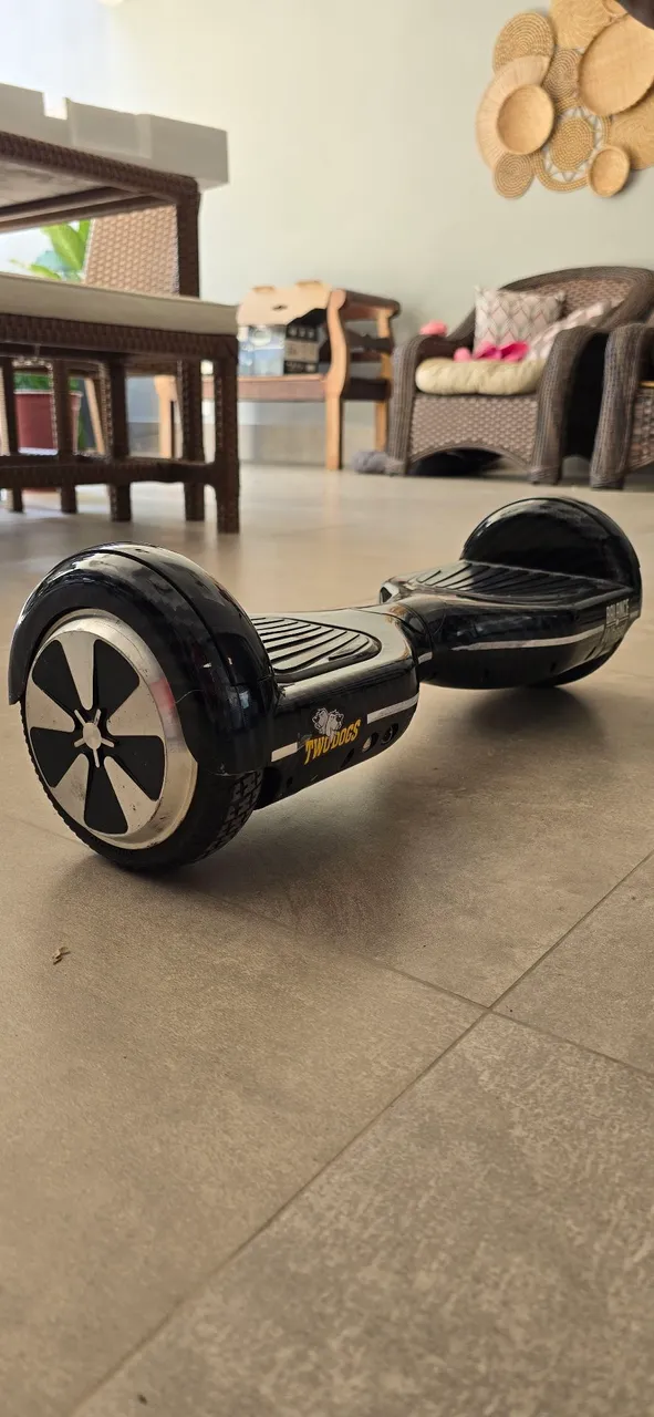Hoverboard TWO DOGS Balance Wheel Carbono