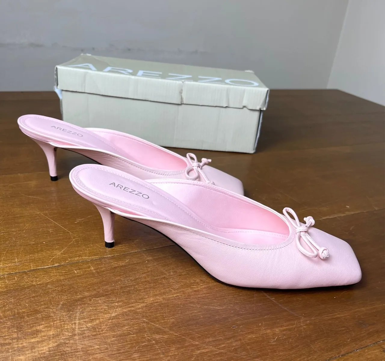 Sandália feminina Arezzo Rosa
