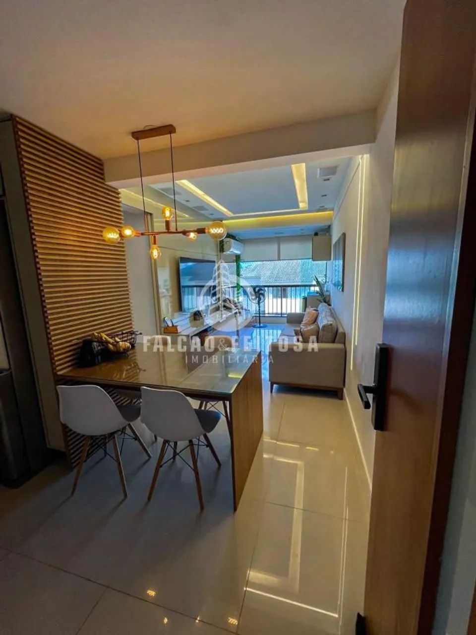 Apartamento para Venda em Salvador, Praia do Flamengo, 2 dormitórios, 1 suíte, 1 banheiro,