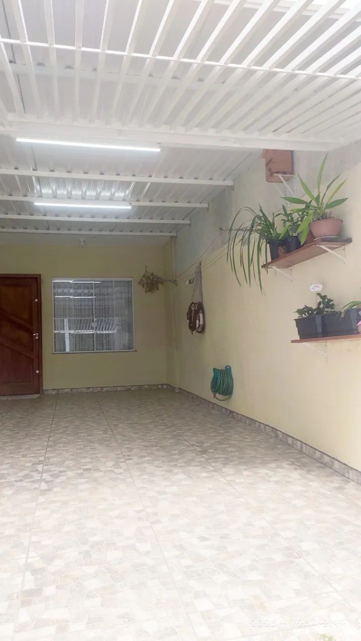 ? Casa ampla com 2 quartos, churrasqueira e móveis planejados - Umbará, Curitiba - PR - Foto 2