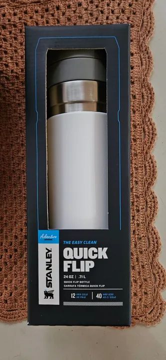 Garrafa Térmica Stanley Quick Flip 710ml