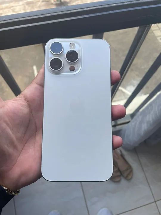 Iphone 15 PRO MAX - Foto 2