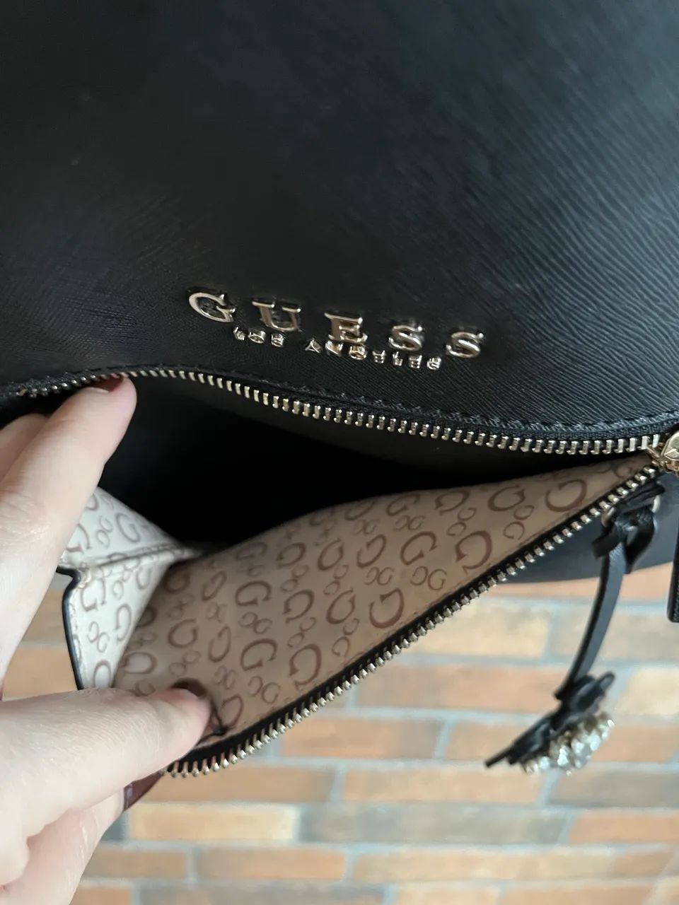 mochila original marca guess couro - Foto 5