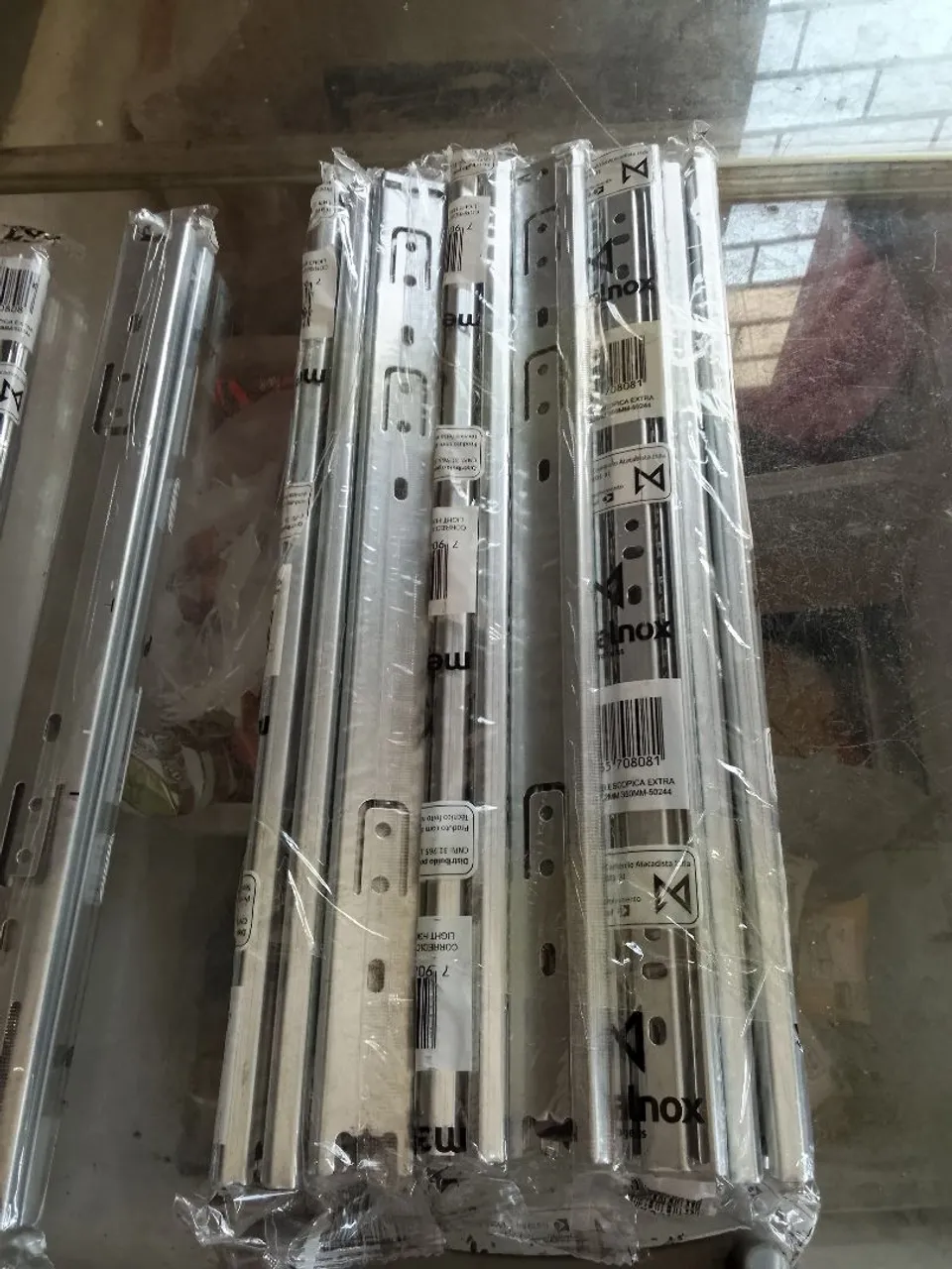 Corrediças Telescópicas para Gavetas 350mm - 50244