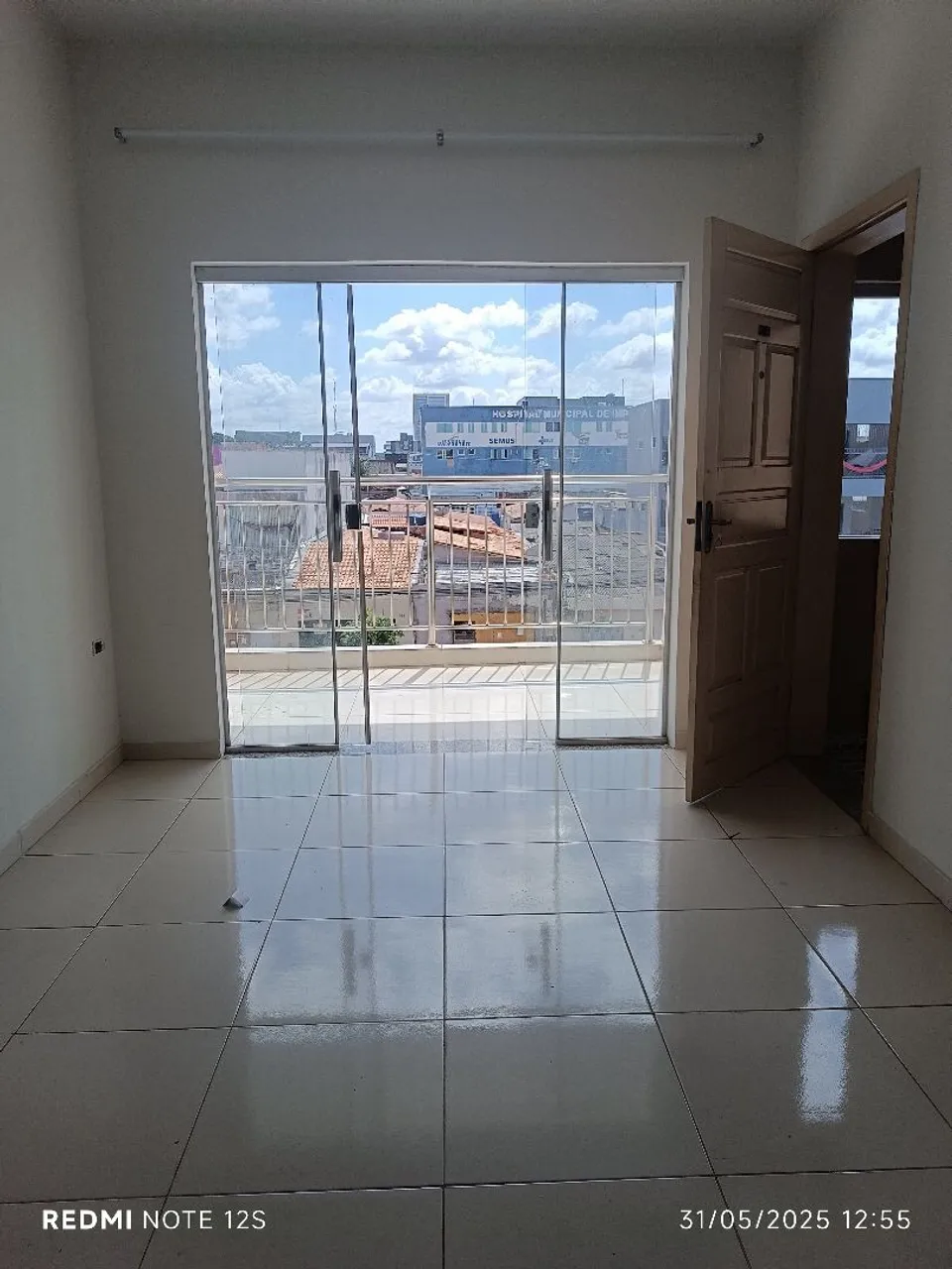 Aluga-se Amplo Apartamento no Centro de Imperatriz