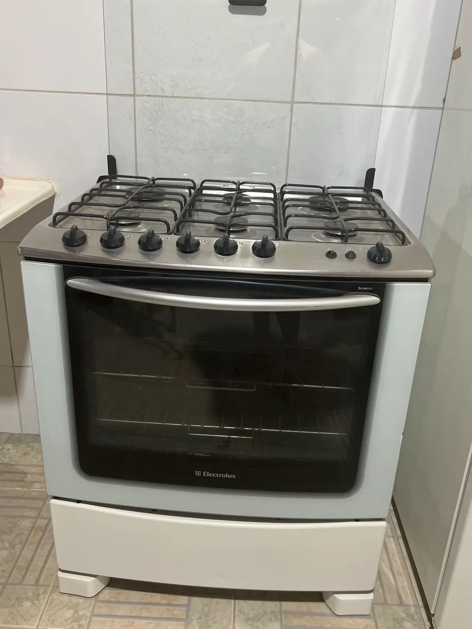 Vende-se Fogão Eletrolux