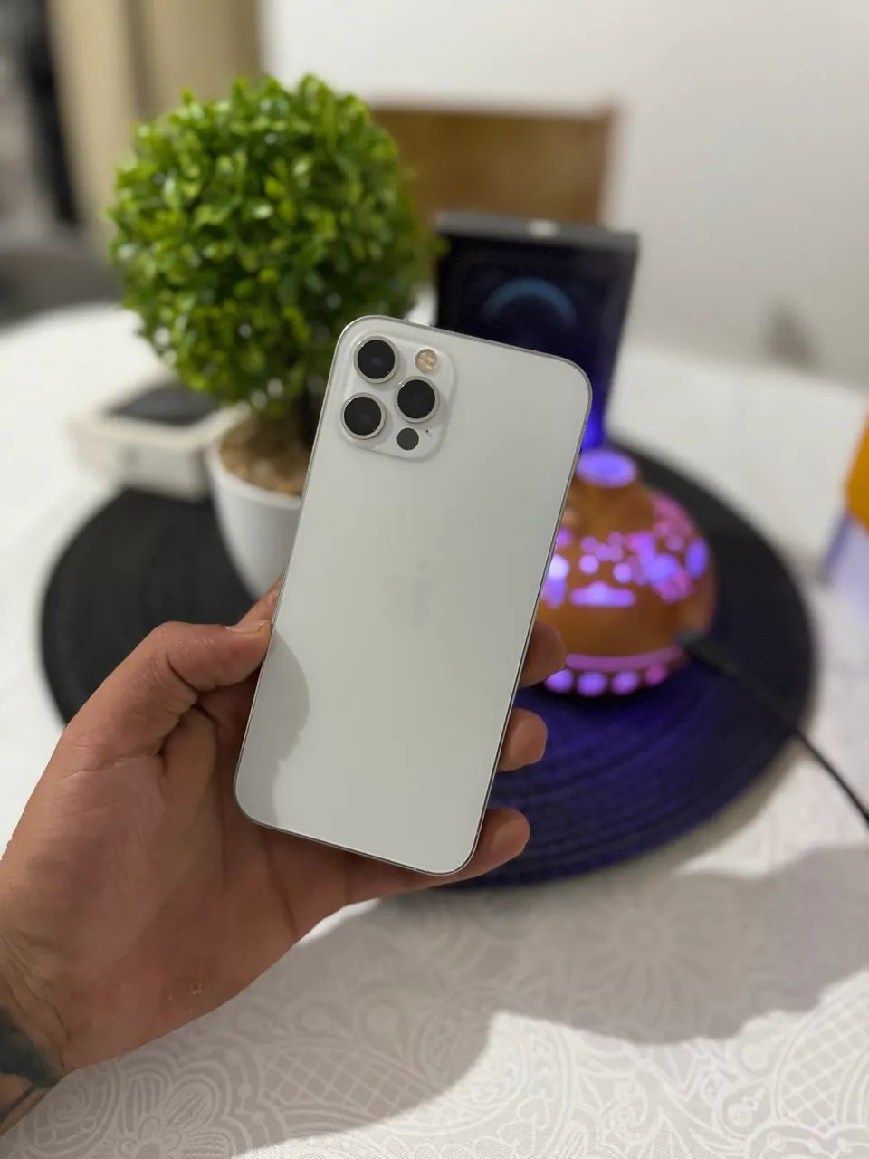 IPHONE 12 PRO 5G 256GB BRANCO PROMOÇÃO - Celulares e Smartphones