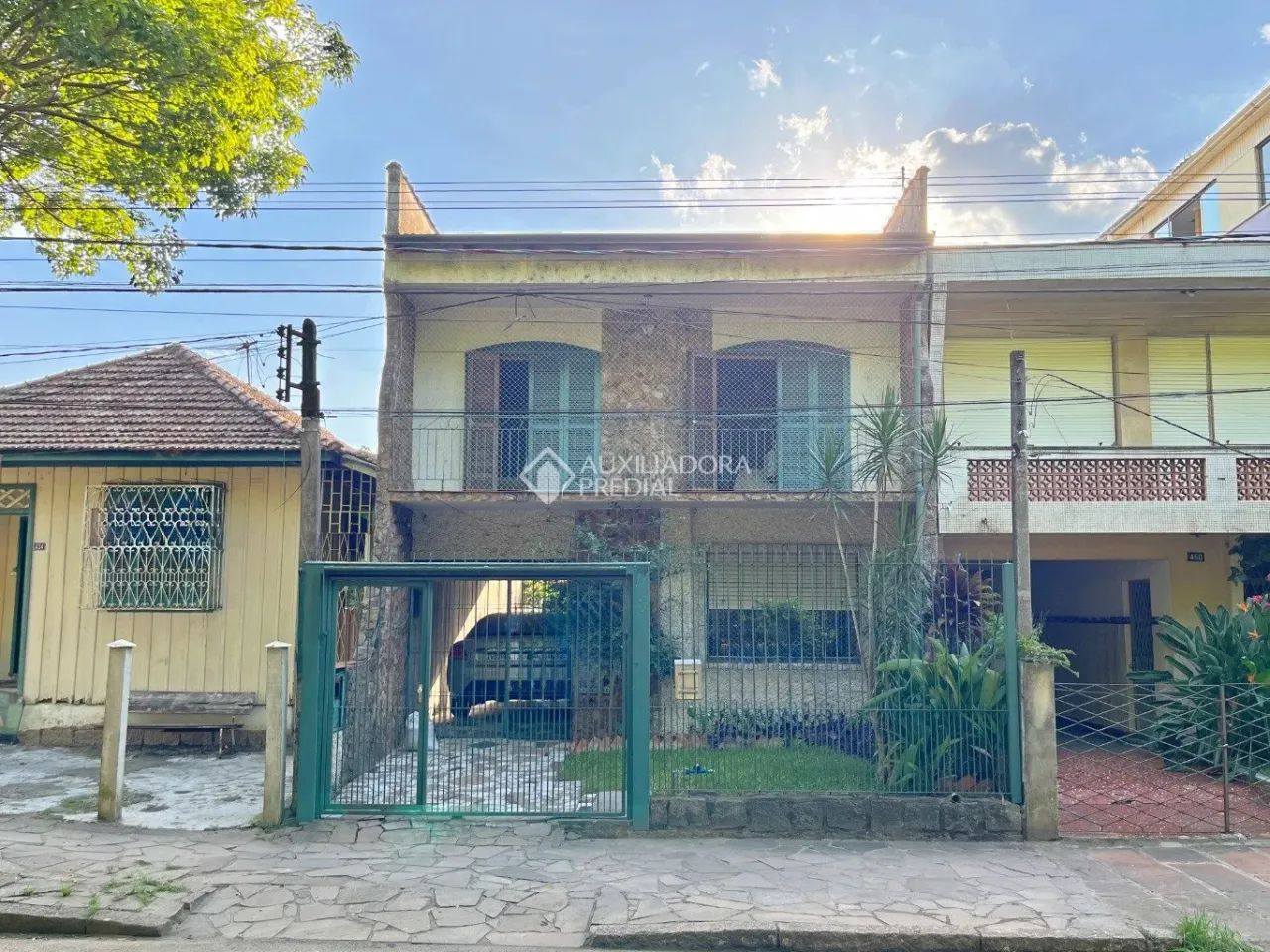 Sobrado espaçoso e muito bem localizado! - Foto 3