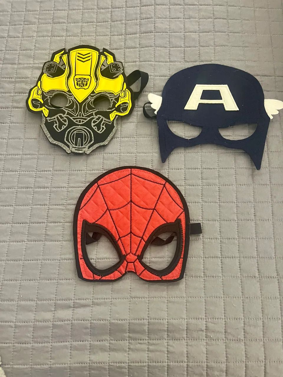 Conjunto de máscaras super herói 